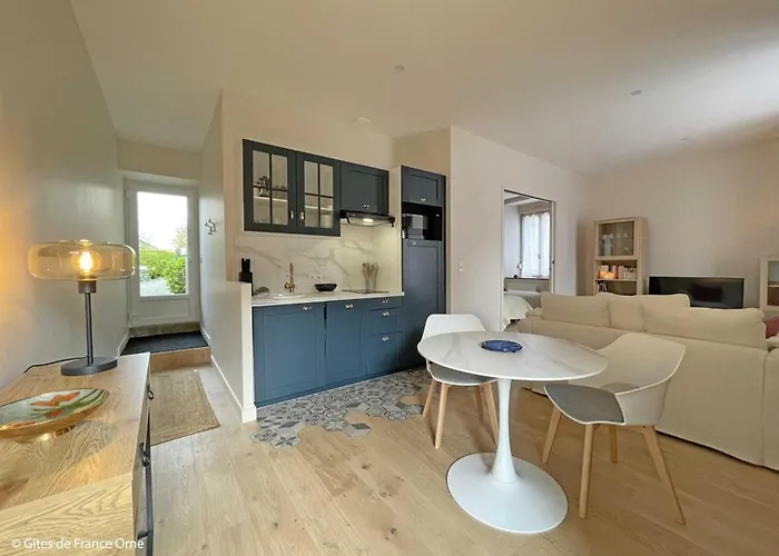 Сasa de vacaciones De Charme Avec Piscine Partagée Et Confort Inclus - Fr-1-497-199 La Chapelle d'Audaine