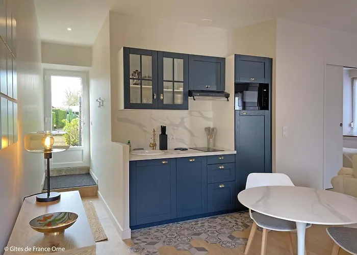 De Charme Avec Piscine Partagée Et Confort Inclus - Fr-1-497-199 * La Chapelle d'Audaine